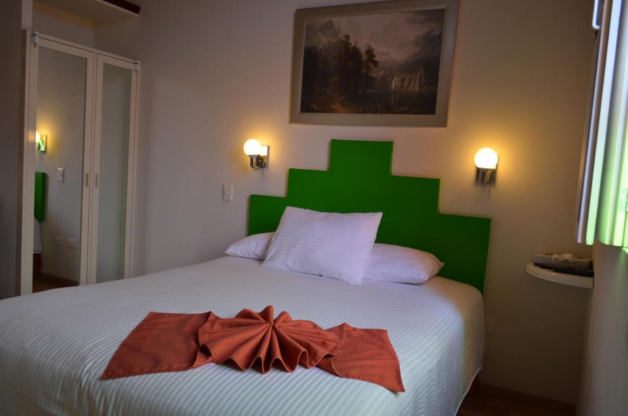 Hotel Del Capitan De Puebla, Departamentos Екстериор снимка